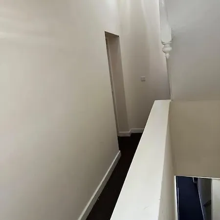 Airrose Two Bed Apartment Wolverhampton Exterior photo