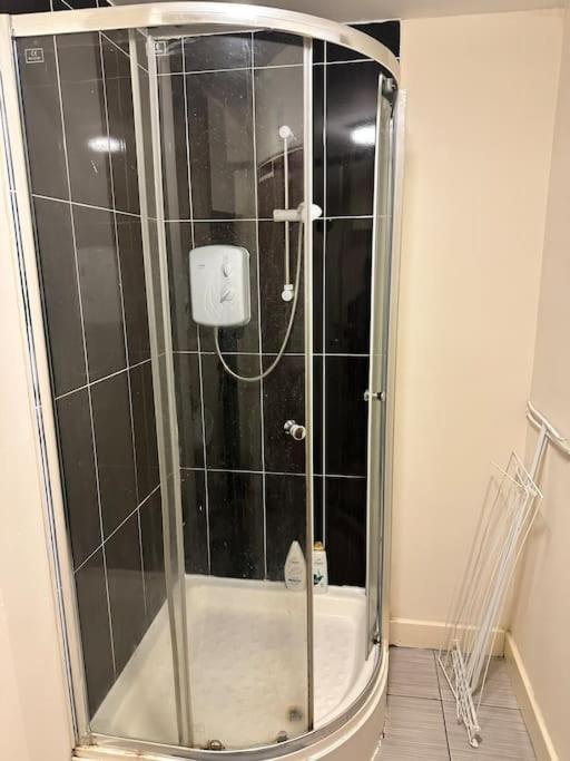 Airrose Two Bed Wolverhampton