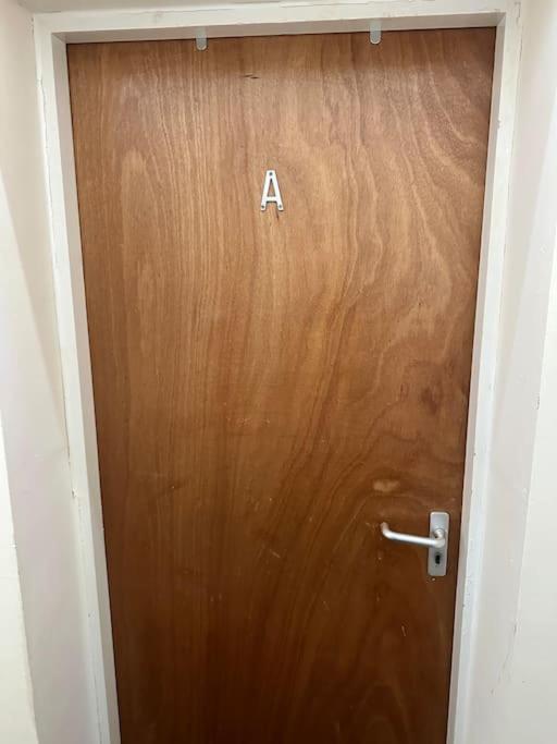 Airrose Two Bed * Wolverhampton