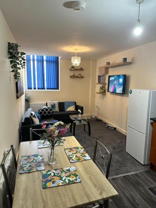 Airrose Two Bed Wolverhampton