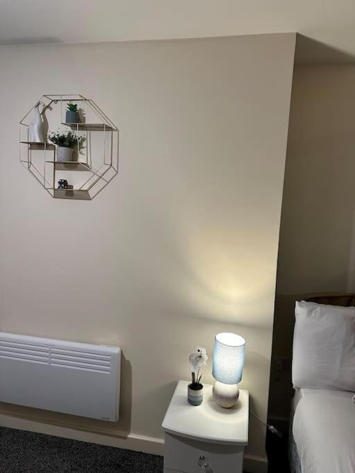 Airrose Two Bed * Wolverhampton